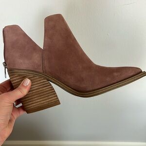 Vince Camuto pink bootie - gigiettea dry rose, true suede